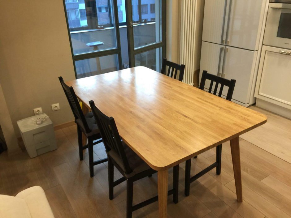 Обеденный стол Bruni из массива ясеня