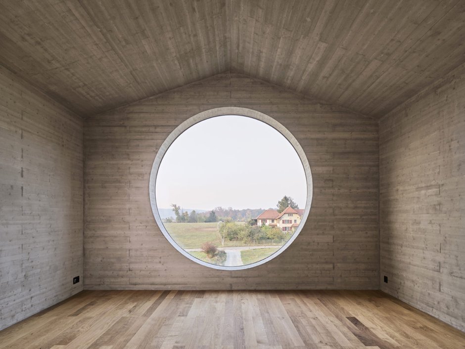 Модуль с круглым окном