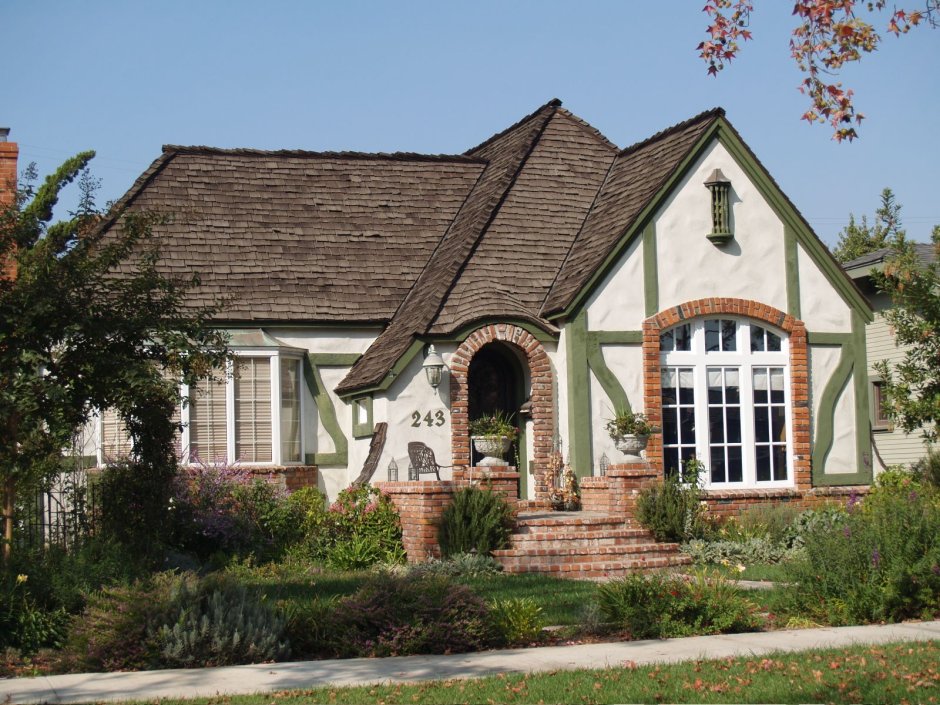 Одноэтажный кирпичный дом в американском стиле