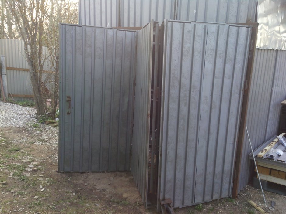 Ворота гармошка из профнастила