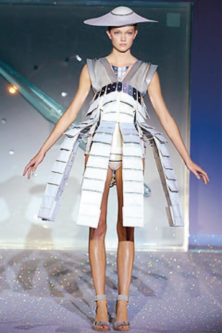 Hussein Chalayan Spring 2007