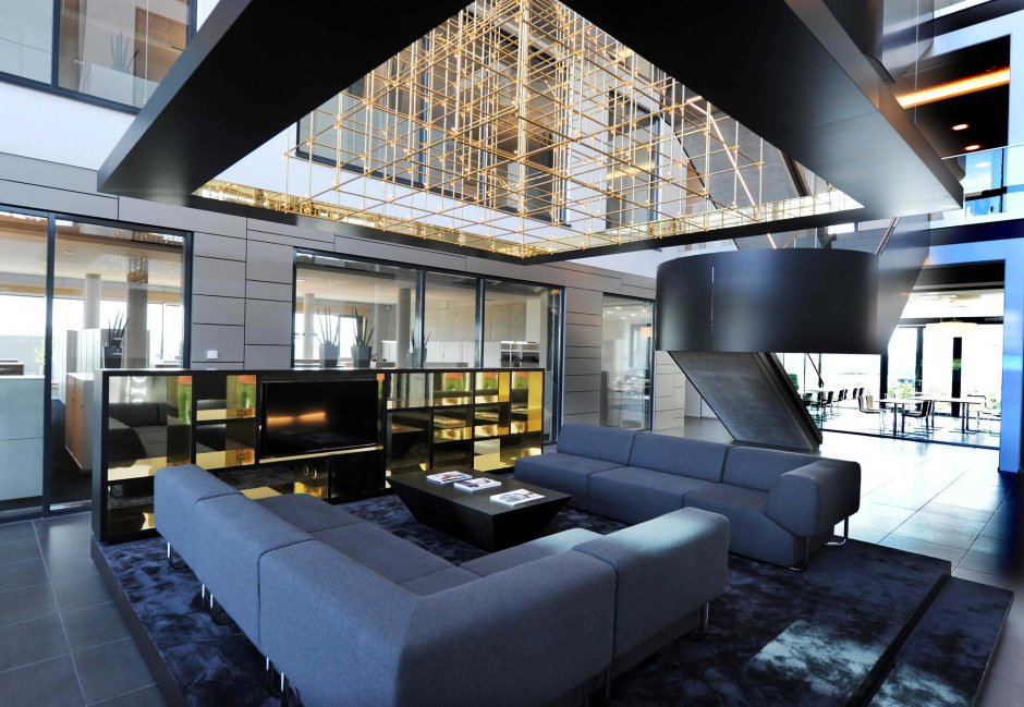 Стиль Хай тек