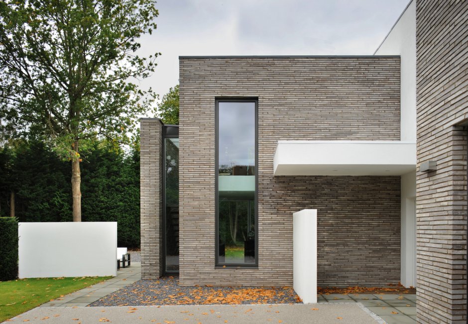 Ригельный кирпич на фасаде