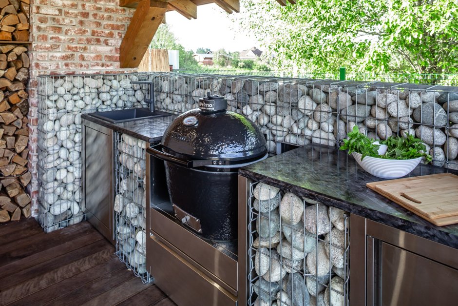 Зона барбекю из габионов