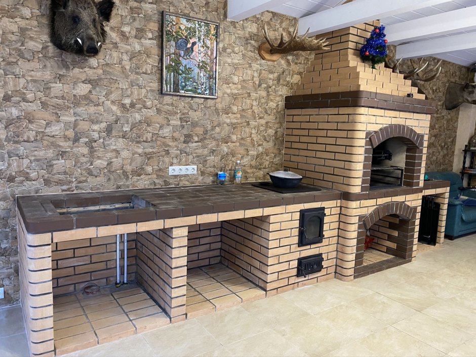 Мангальная зона с казаном и мангалом