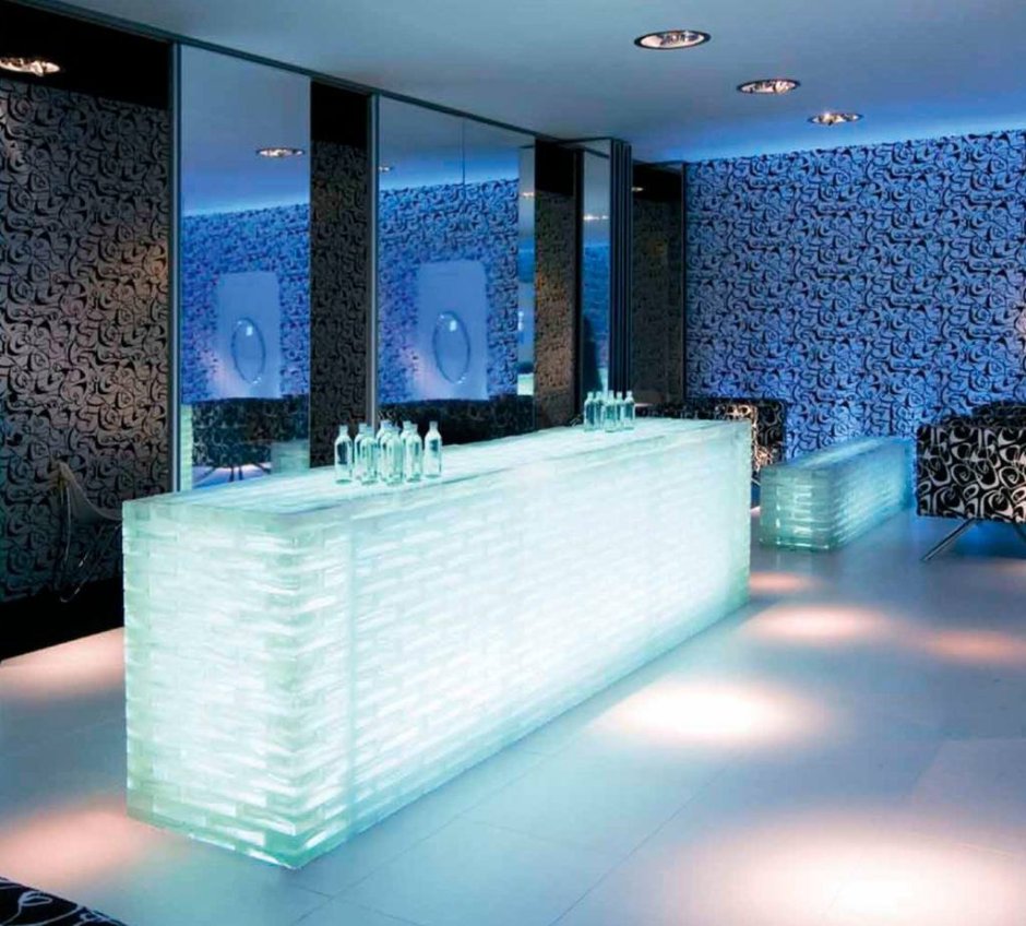 Стеклянный кирпич в интерьере