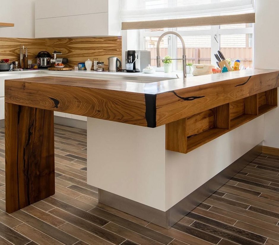 Деревянная барная стойка