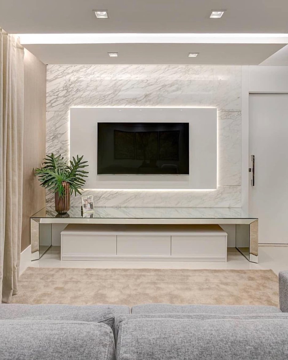 Телевизор в интерьере гостиной