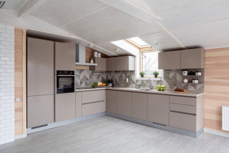 Ханна Натив кухонный двор