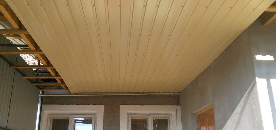 Реечный потолок Армстронг