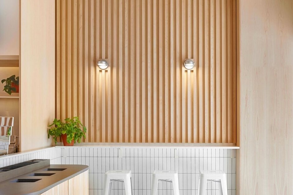 Рейки на стену в интерьере