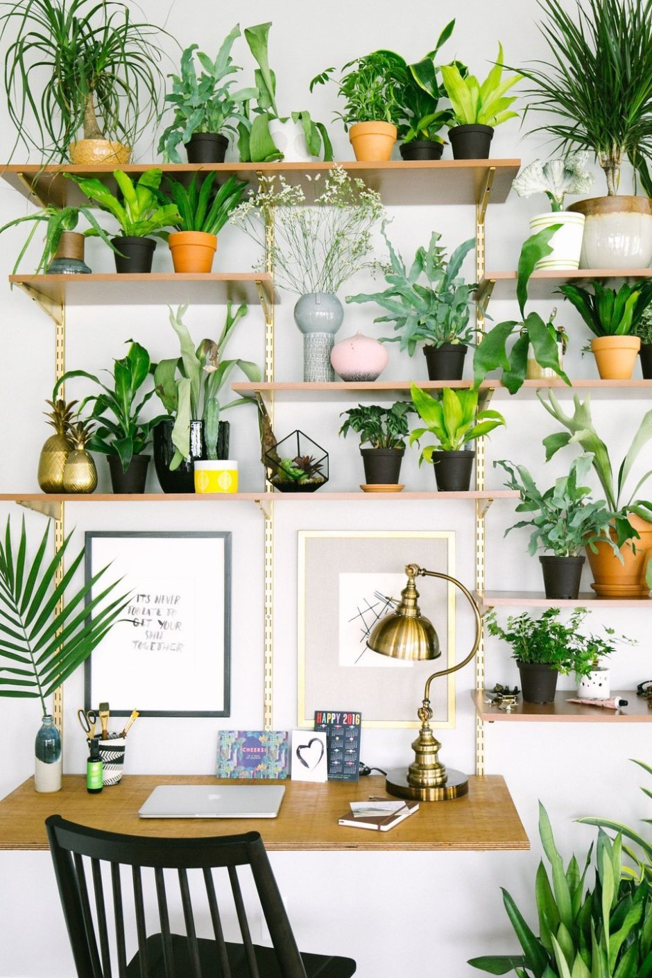 Стойка для цветов на подоконник