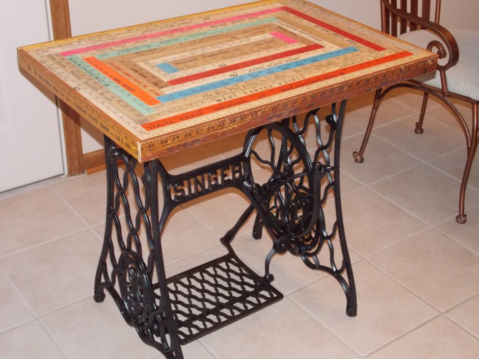 Консоль из старой швейной машинки