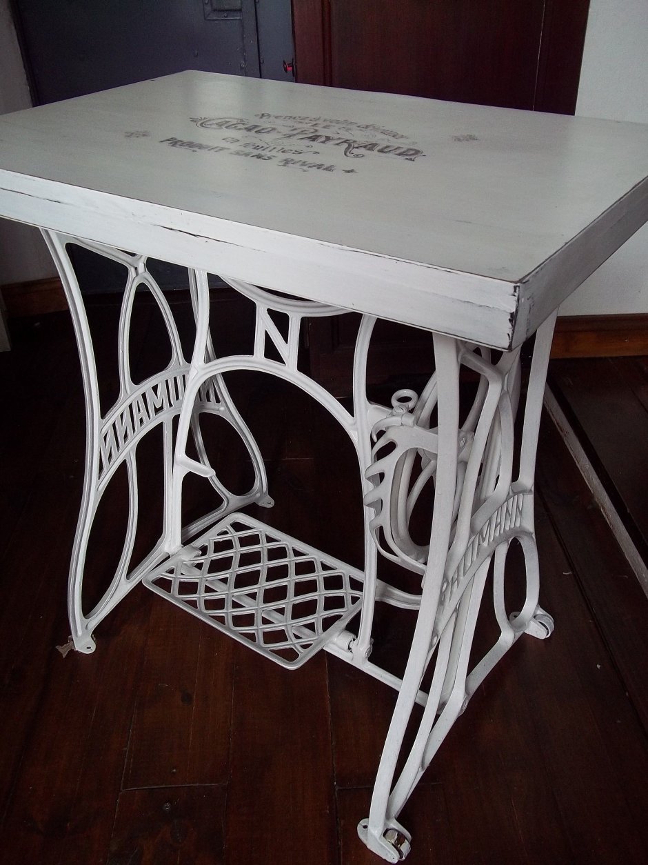 Подставка под швейную машинку