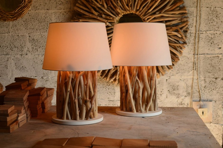 Светильник из пней и коряг