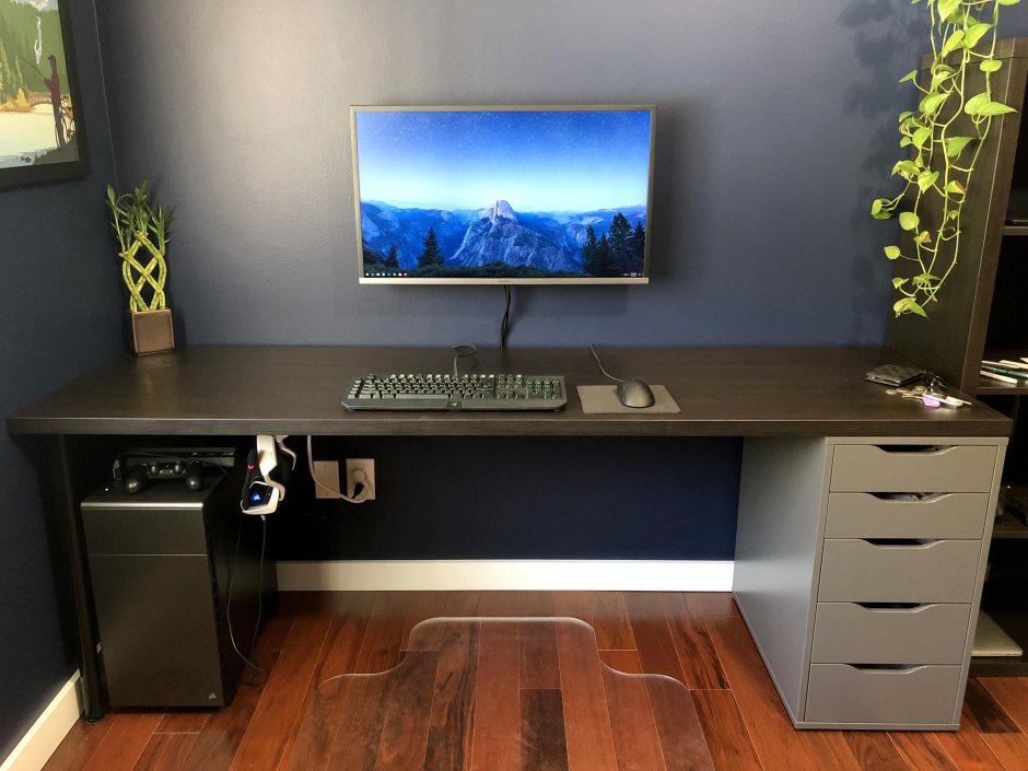 Компьютерный стол для двух мониторов