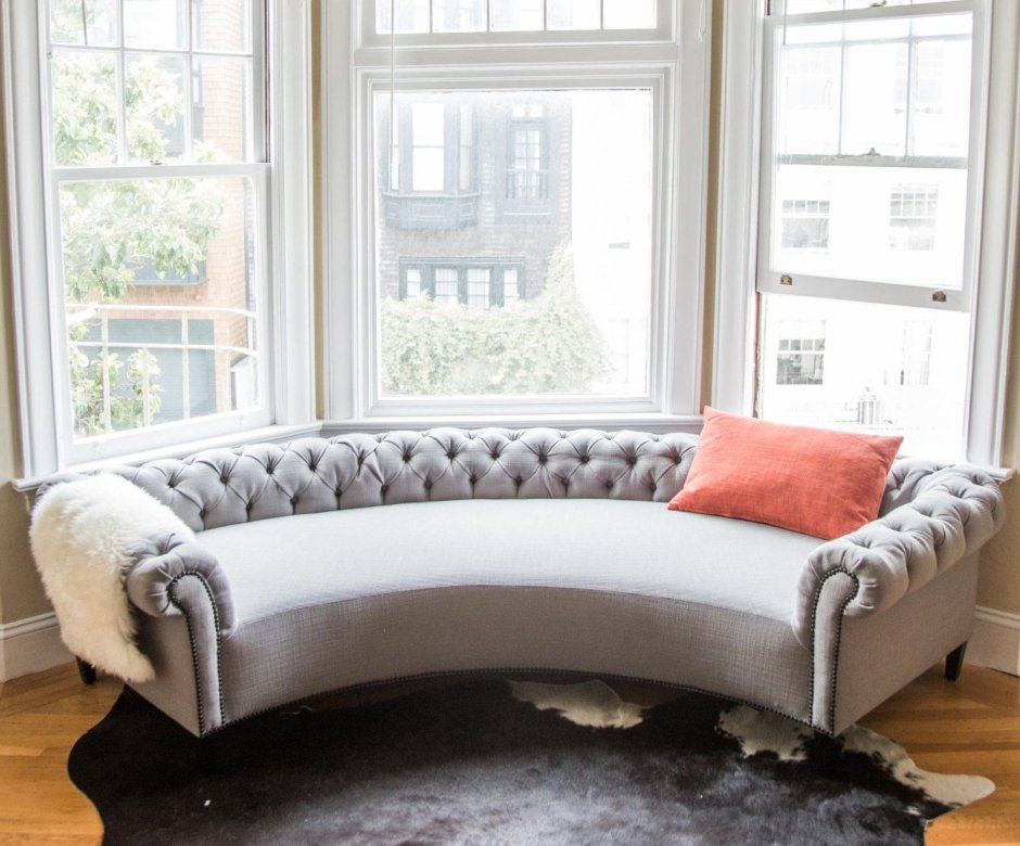 Диванчик в эркере