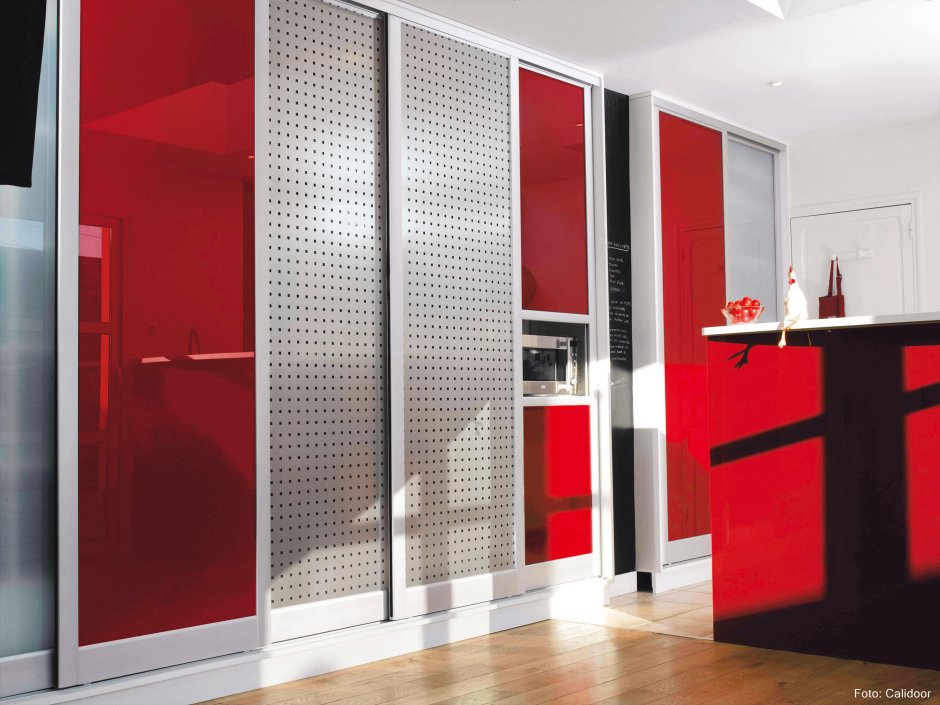 Перфорированные дверцы для шкафа