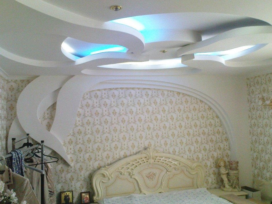 Потолок гипсокартон фигурный