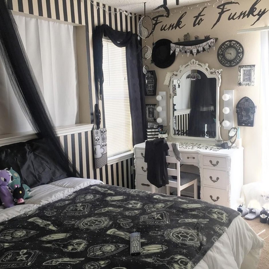 Шторы в стиле Готика