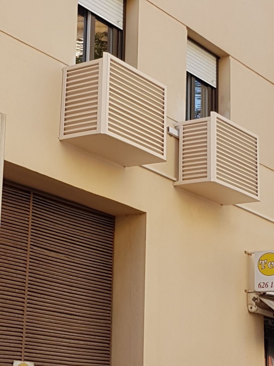 Декоративная решетка для кондиционера