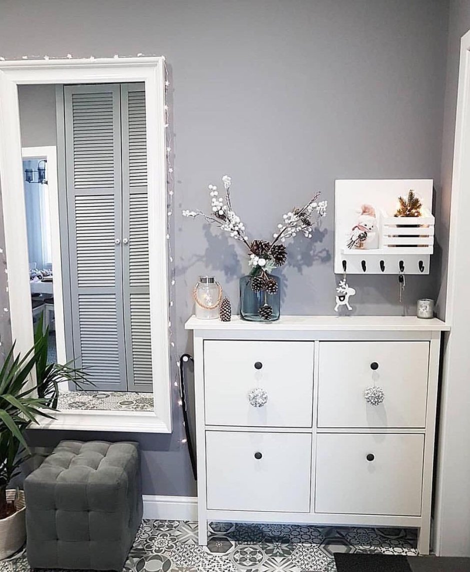 Галошница икеа ХЕМНЭС белая