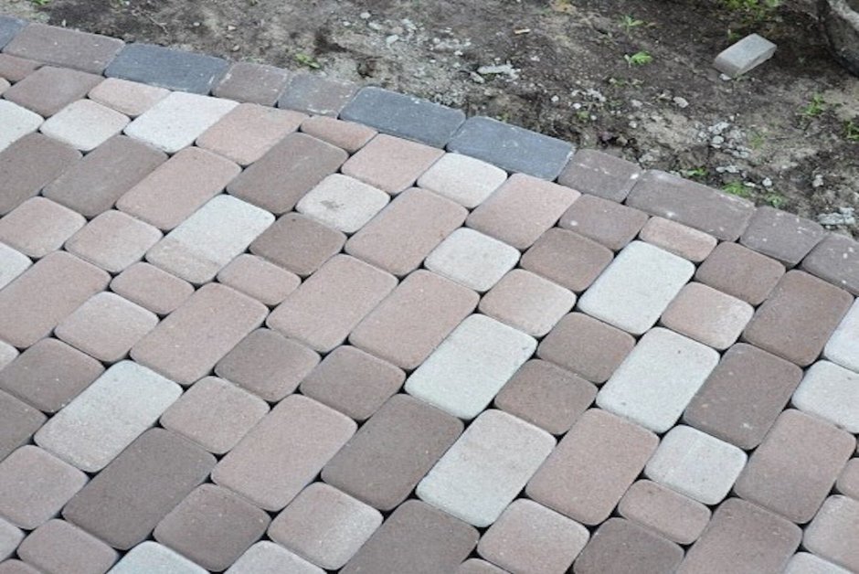 Бордюр тротуарный бежевый Нобетек