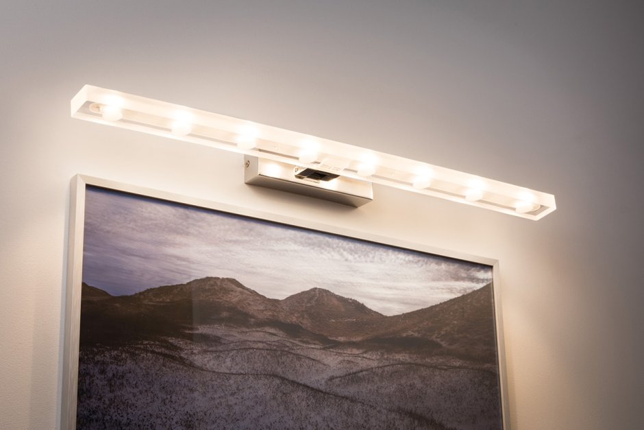 Зеркало с подсветкой в интерьере