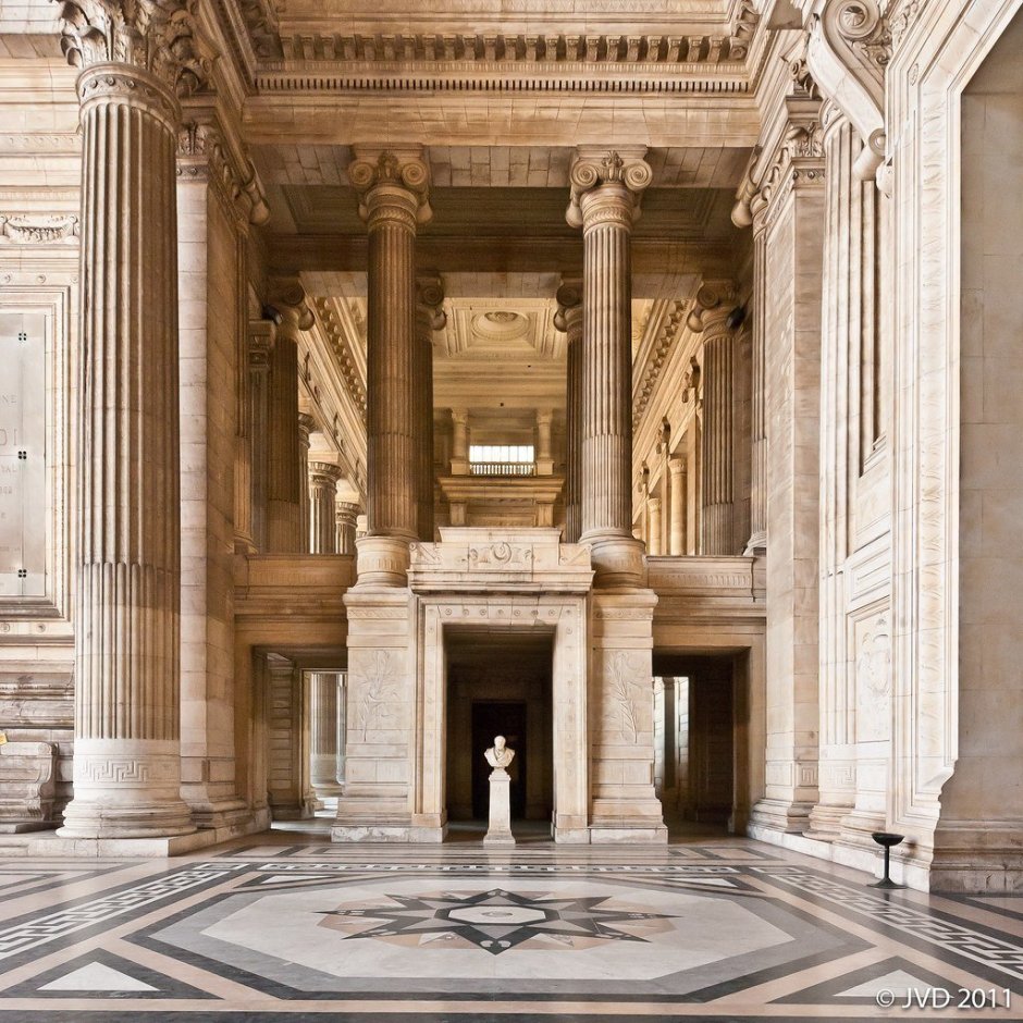 Перистиль в архитектуре