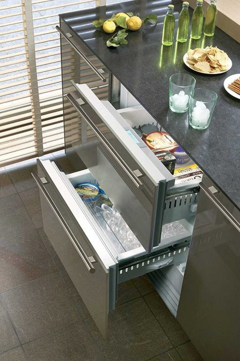 Холодильник sub-Zero ICBID 30rp