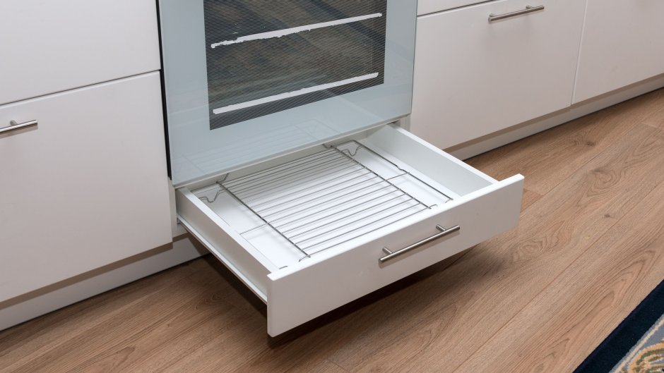 Выдвижной ящик под духовой шкаф