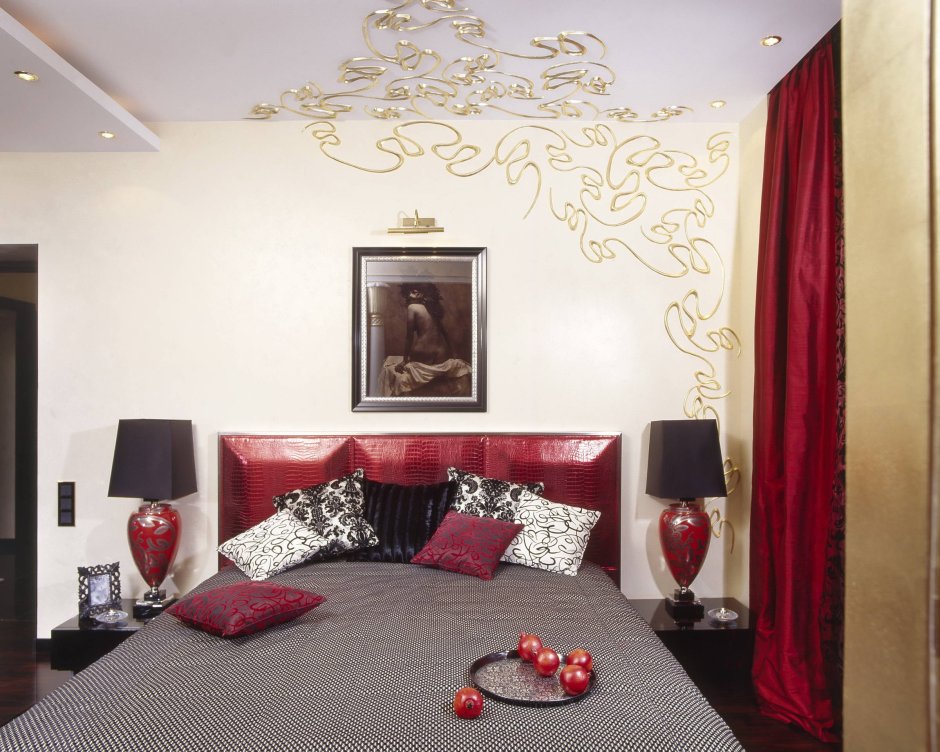 Спальня в красных тонах арт деко