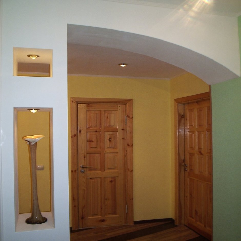 Перегородка для маленькой прихожей