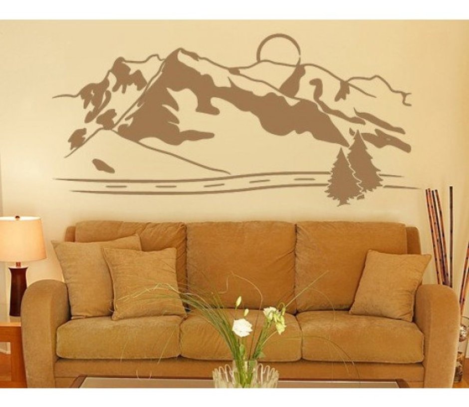 Трафаретные горы на стене