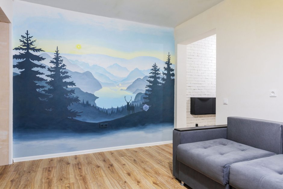 Горы на стене в детской