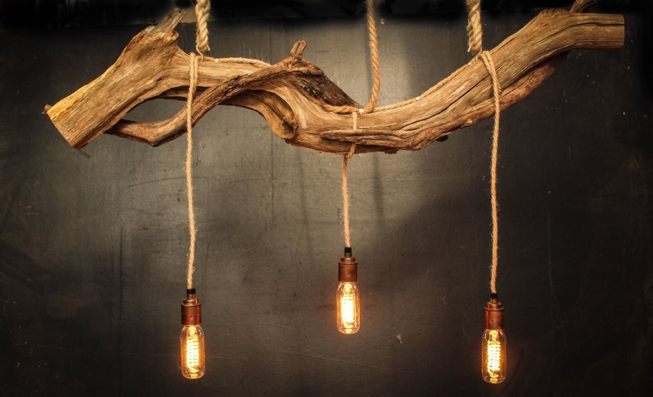 Люстра из ветки дерева