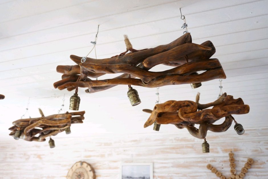 Светильник из веток