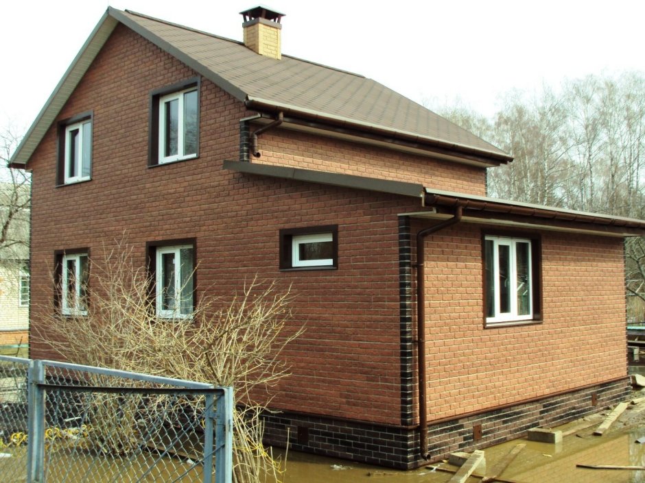 Дом сайдинг под кирпич