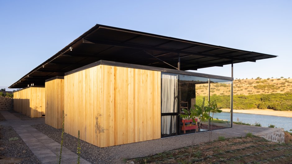 Навес с плоской крышей