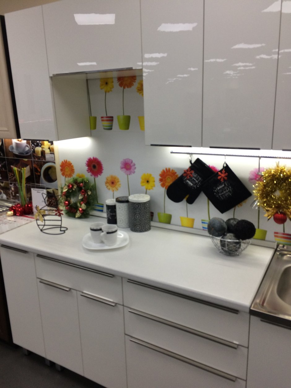 Кухня Фьюжн белый глянец