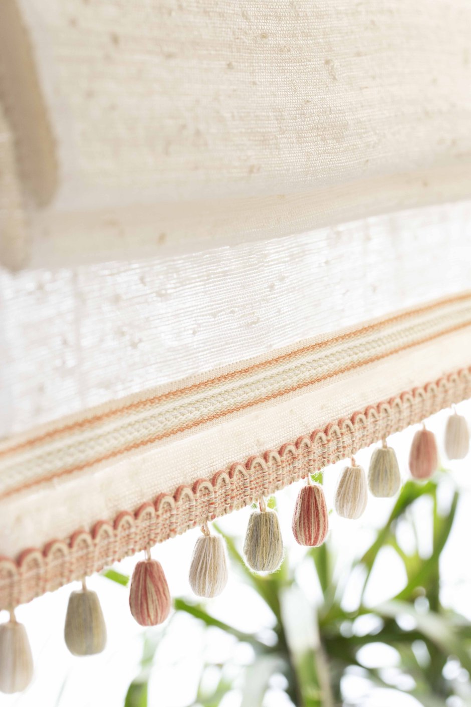 Римская штора из бархата