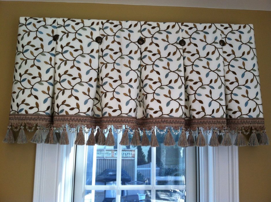 Римская штора с ламбрекеном