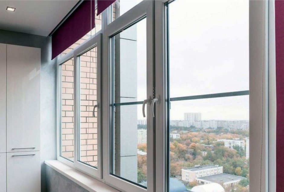 Остекление балконов Рехау