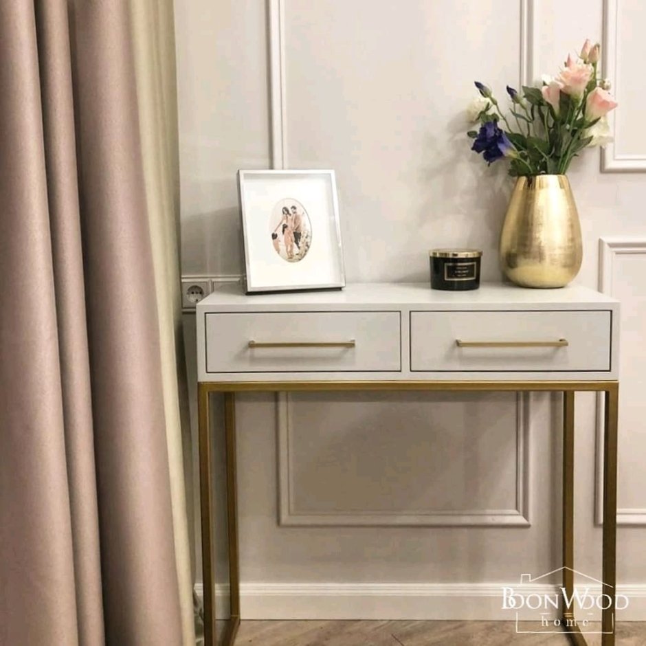 Прикроватная консоль Хадсон