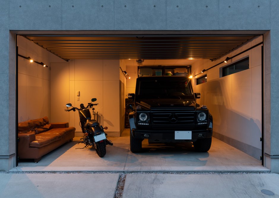 Стеклянные ворота для гаража