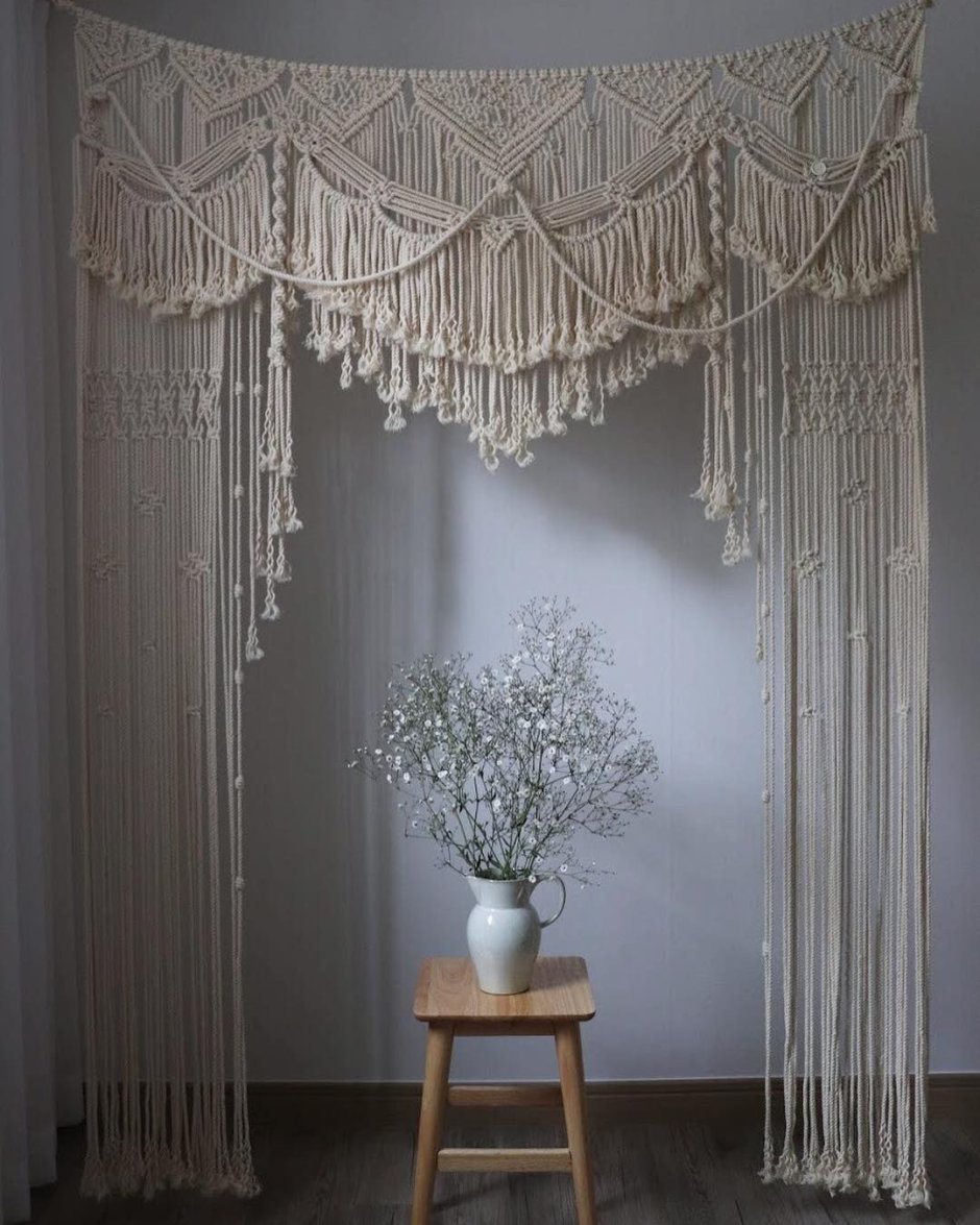 Ламбрекен макраме