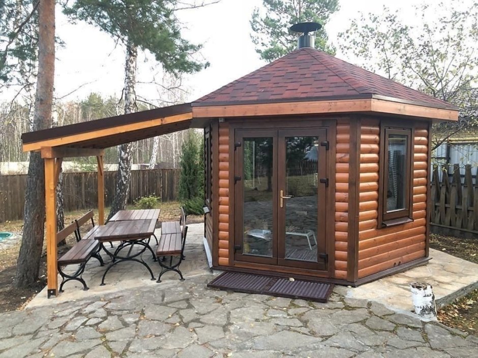 Беседка закрытая с патио