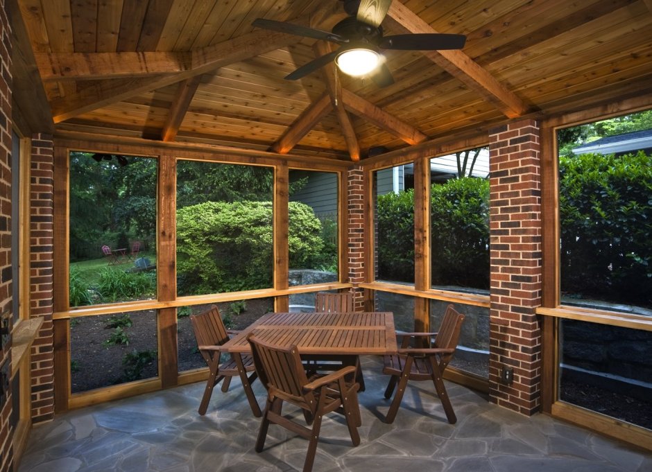 Безрамное остекление Lumon беседок