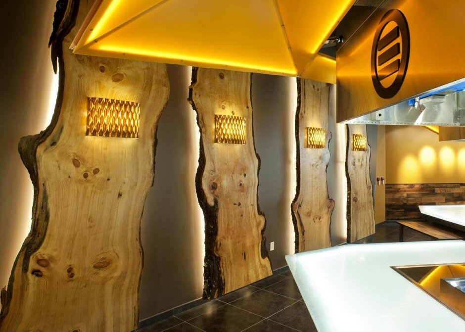 Деревянные слэбы на стенах