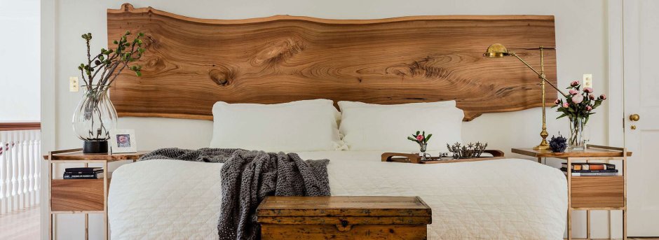 Изголовье кровати из слэба дерева